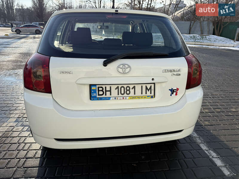 Хэтчбек Toyota Corolla 2005 в Одессе