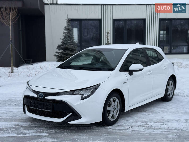 Хэтчбек Toyota Corolla 2021 в Городке
