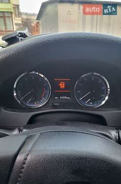 Седан Toyota Corolla 2018 в Полтаве