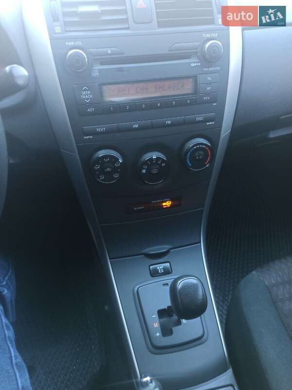 Седан Toyota Corolla 2007 в Львове