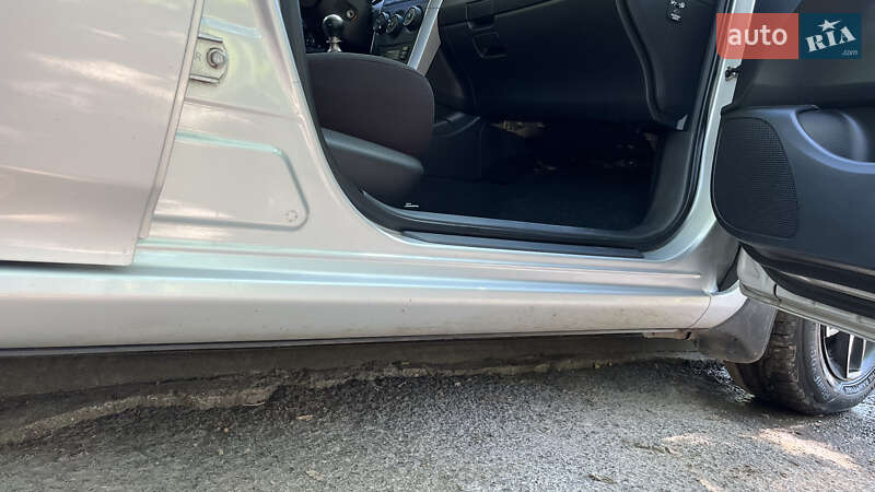 Седан Toyota Corolla 2010 в Чернухах