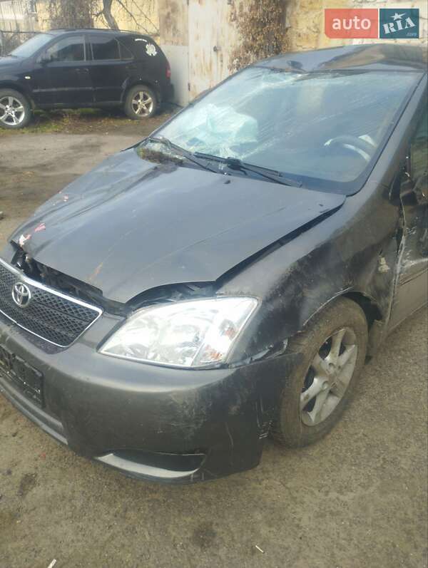 Хэтчбек Toyota Corolla 2003 в Одессе фото Хэтчбек Toyota Corolla 2003 в Одессе