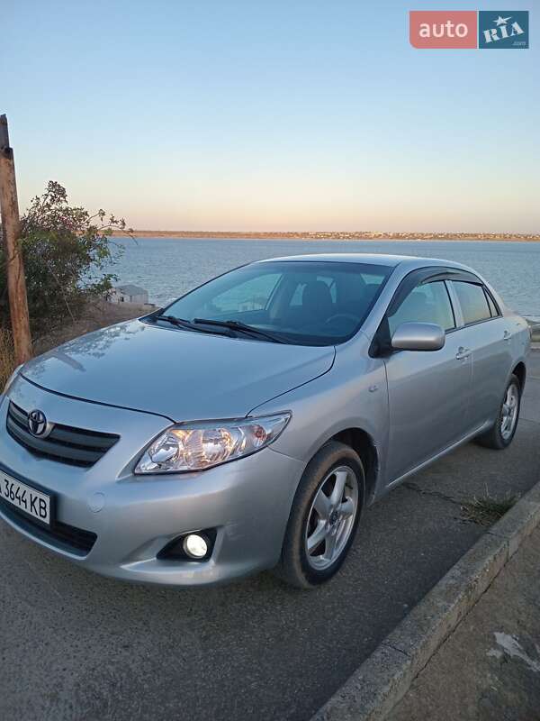 Седан Toyota Corolla 2008 в Одессе