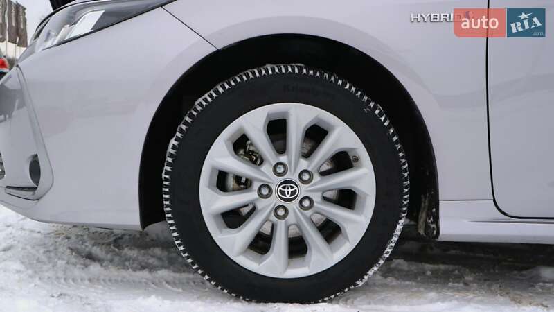 Седан Toyota Corolla 2021 в Киеве