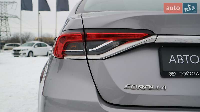 Седан Toyota Corolla 2021 в Киеве