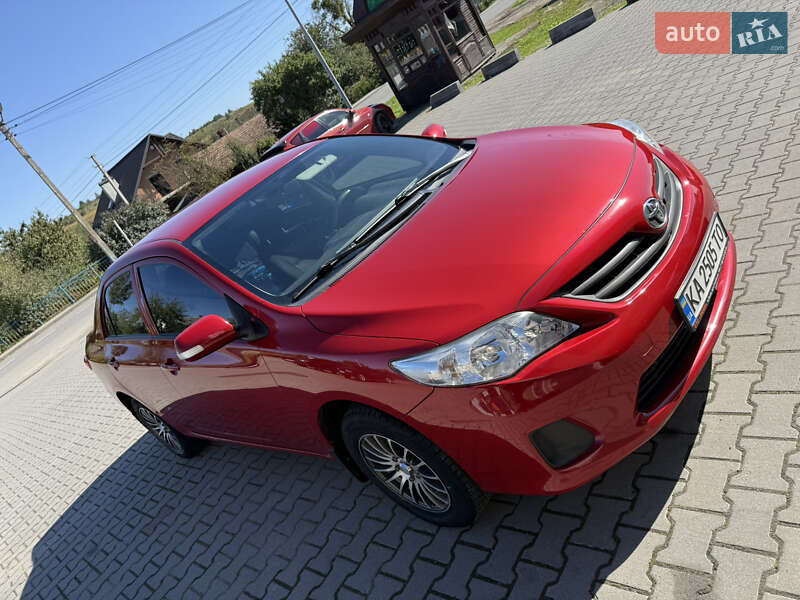 Седан Toyota Corolla 2012 в Львове фото 29 Седан Toyota Corolla 2012 в Львове