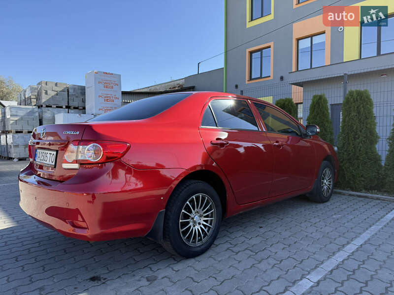 Седан Toyota Corolla 2012 в Львове фото 43 Седан Toyota Corolla 2012 в Львове