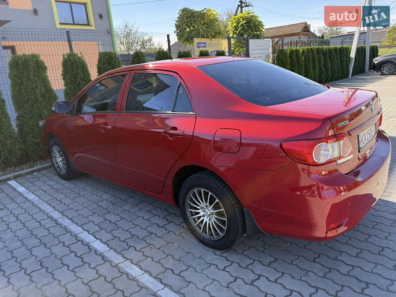 Седан Toyota Corolla 2012 в Львове фото 56 Седан Toyota Corolla 2012 в Львове