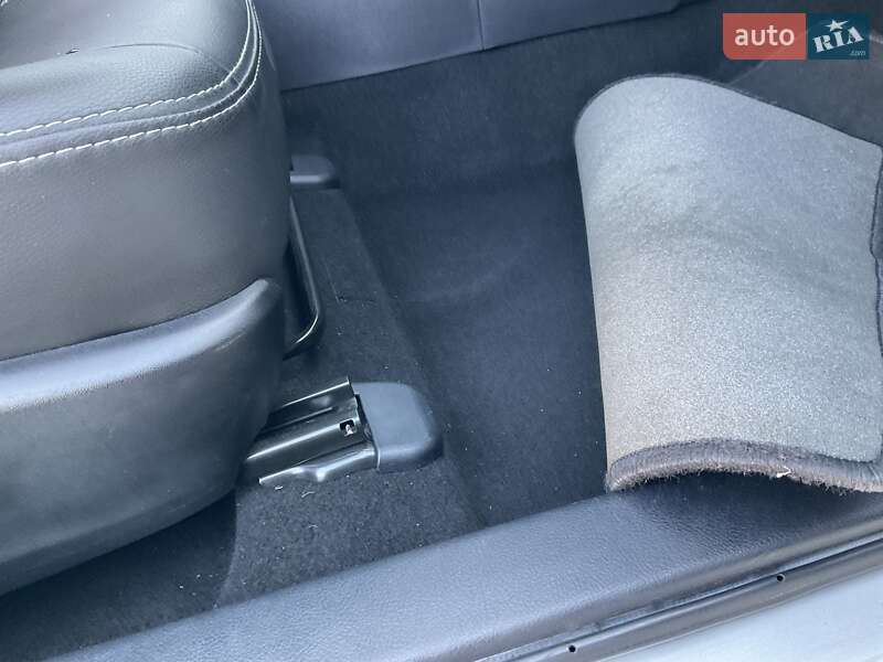 Седан Toyota Corolla 2016 в Киеве