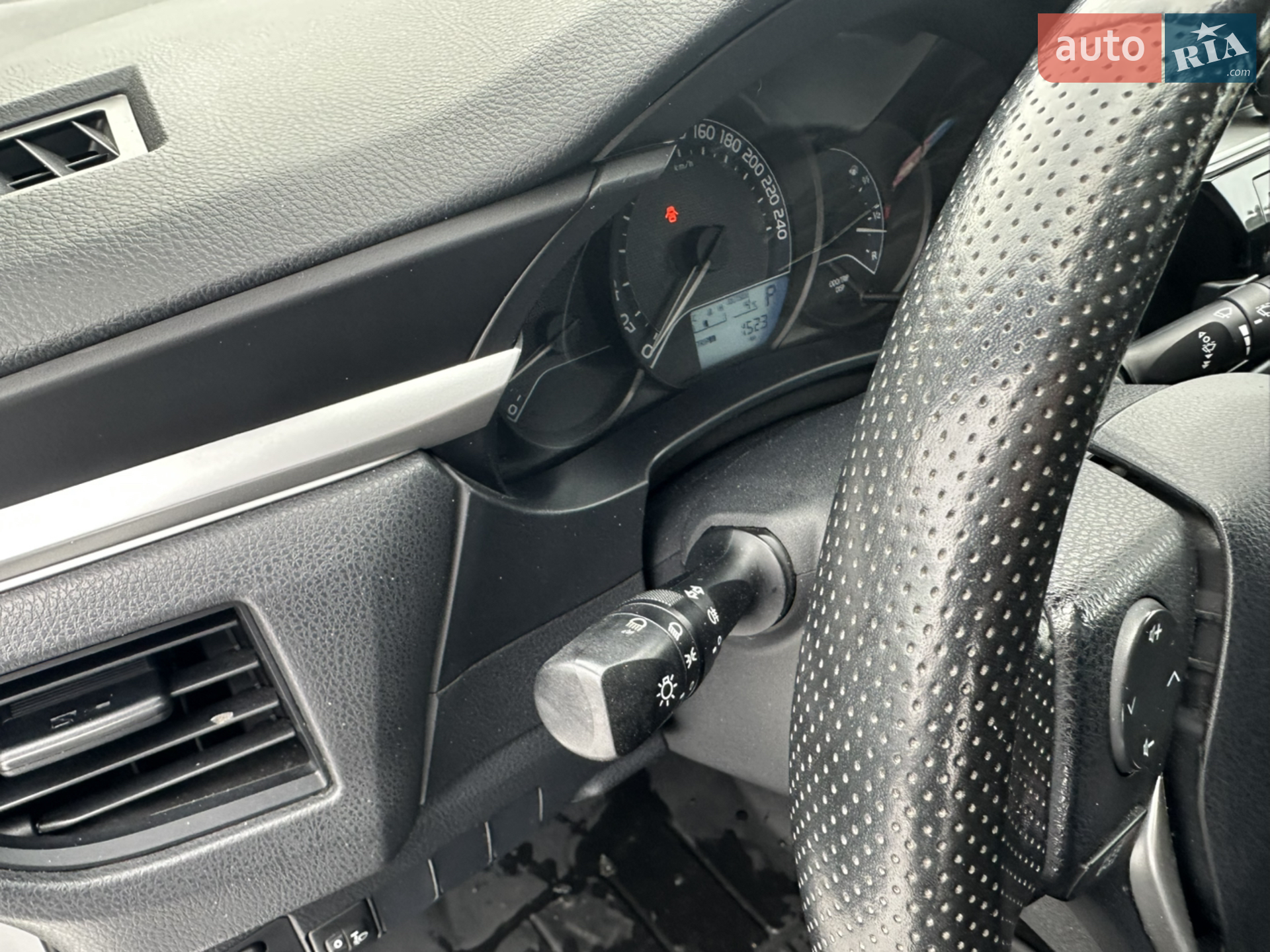 2016 Toyota Corolla - мініатюра 23