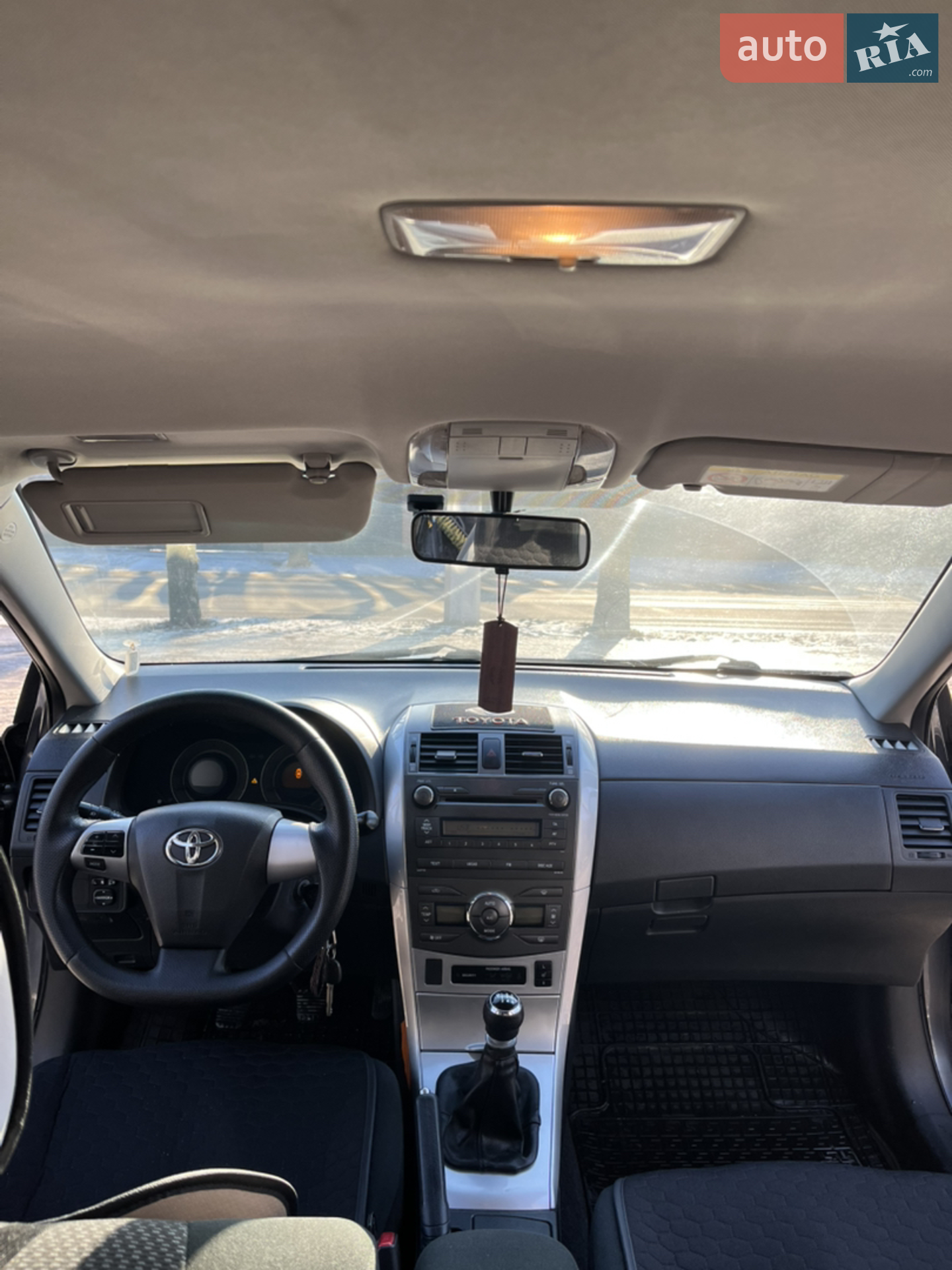 2012 Toyota Corolla - мініатюра 14