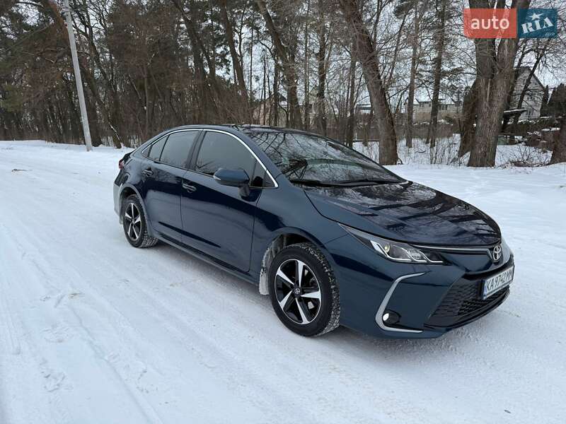 Седан Toyota Corolla 2024 в Киеве фото 10 Седан Toyota Corolla 2024 в Киеве
