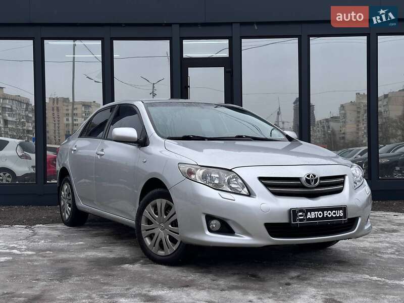 Седан Toyota Corolla 2007 в Киеве