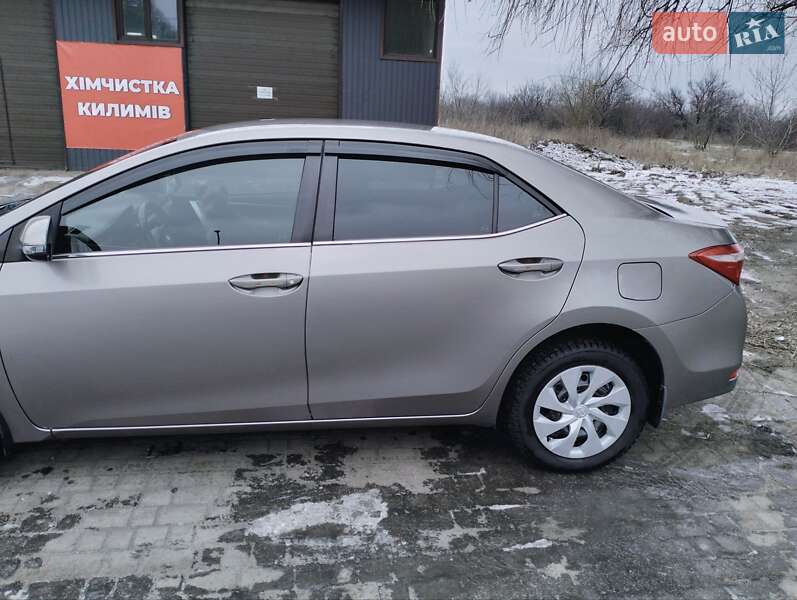 Седан Toyota Corolla 2013 в Першотравенске фото 4 Седан Toyota Corolla 2013 в Першотравенске