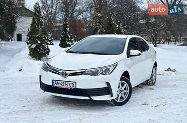 Седан Toyota Corolla 2017 в Києві
