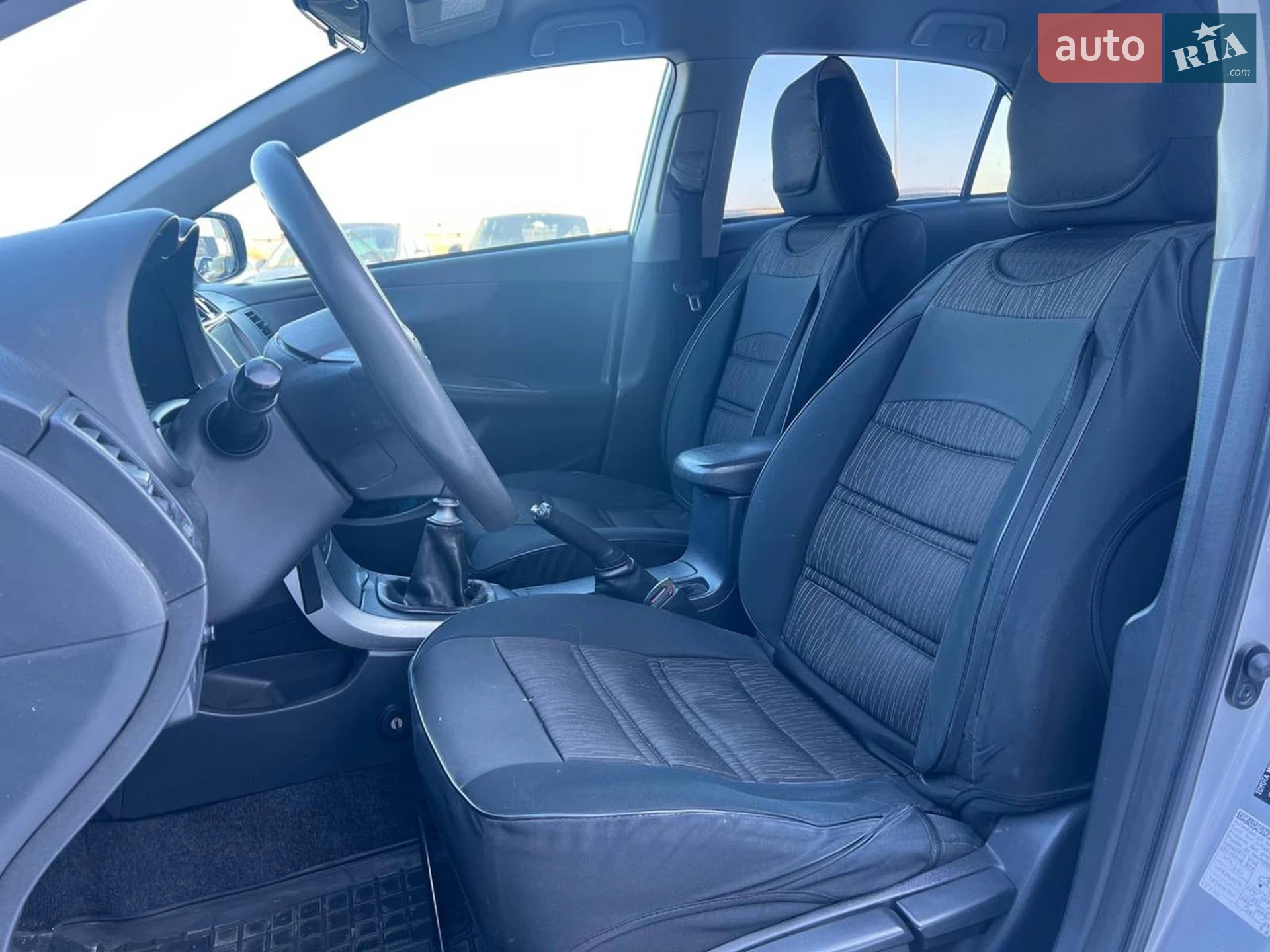 2011 Toyota Corolla - мініатюра 18