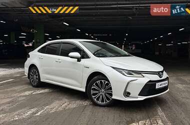 Седан Toyota Corolla 2020 в Киеве