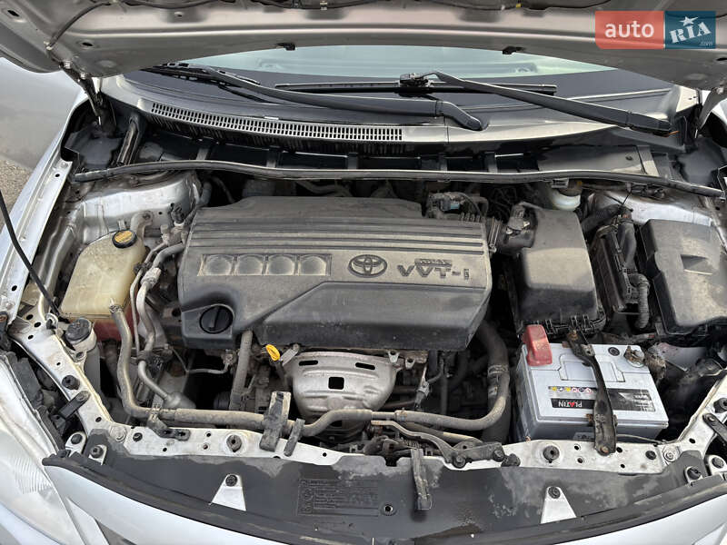 Седан Toyota Corolla 2011 в Киеве фото 9 Седан Toyota Corolla 2011 в Киеве