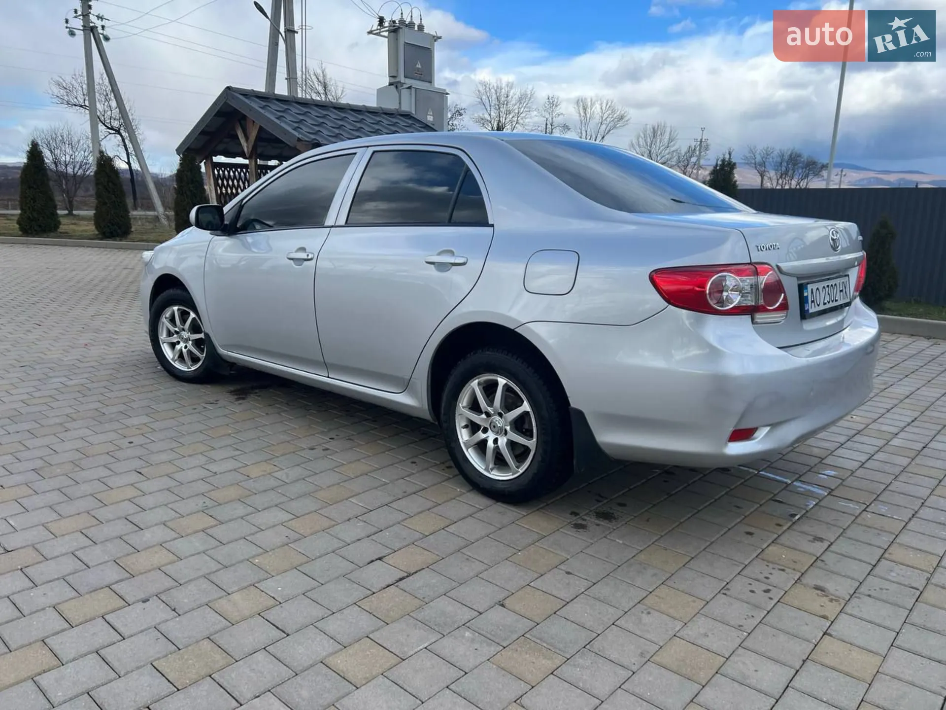2010 Toyota Corolla - мініатюра 6