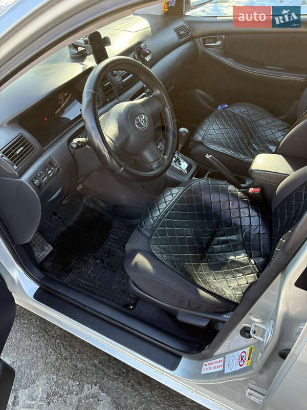 Универсал Toyota Corolla 2004 в Львове