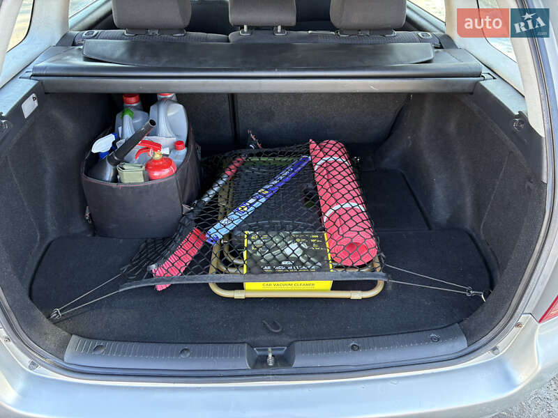 Универсал Toyota Corolla 2004 в Львове