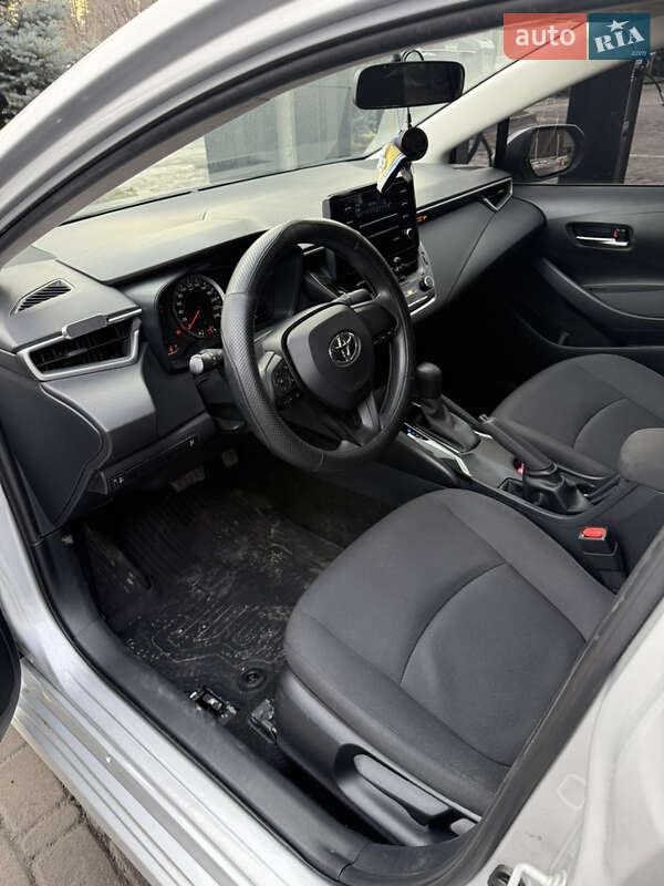 Седан Toyota Corolla 2019 в Киеве