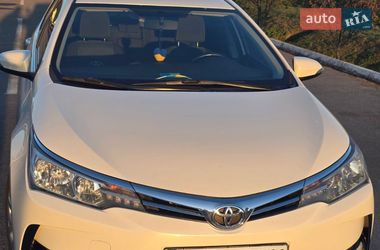 Седан Toyota Corolla 2018 в Мукачево