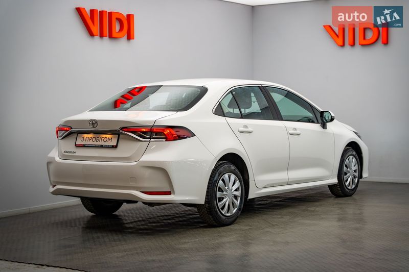 Седан Toyota Corolla 2020 в Киеве