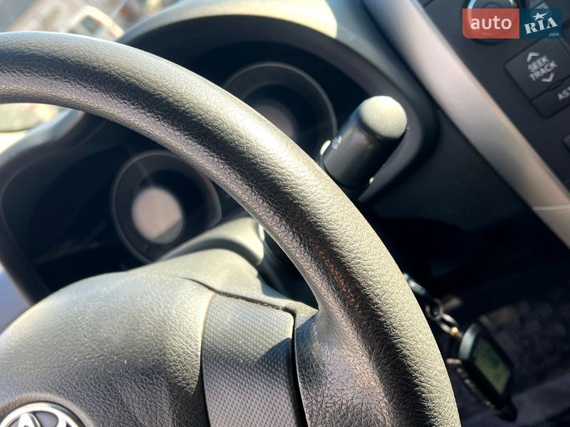 Седан Toyota Corolla 2009 в Кременчуге