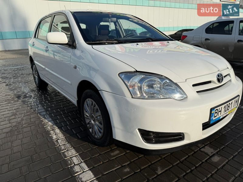 Хетчбек Toyota Corolla 2005 в Одесі