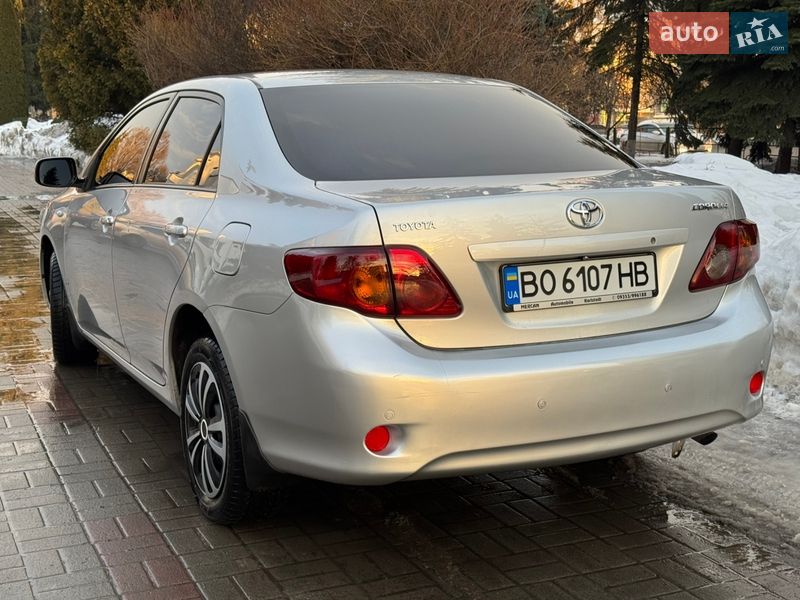 Седан Toyota Corolla 2007 в Житомире