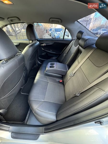 Седан Toyota Corolla 2009 в Киеве