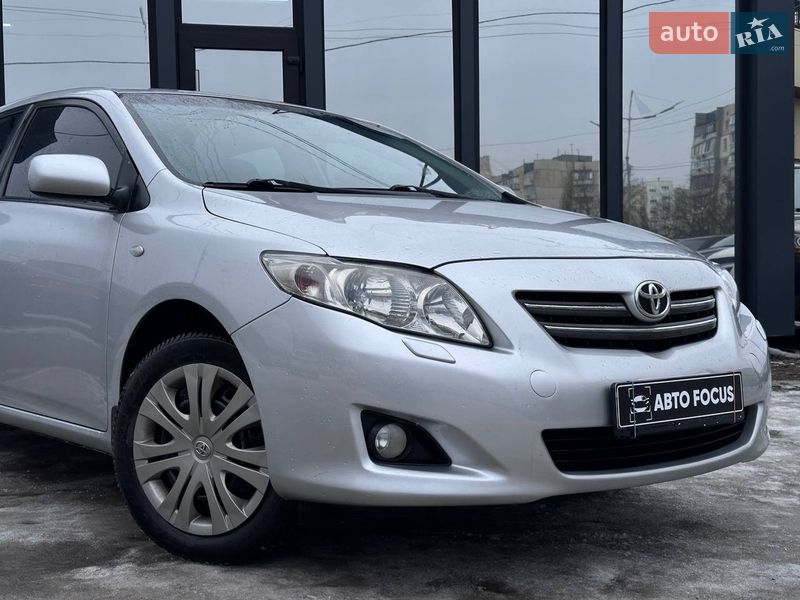 Седан Toyota Corolla 2007 в Києві