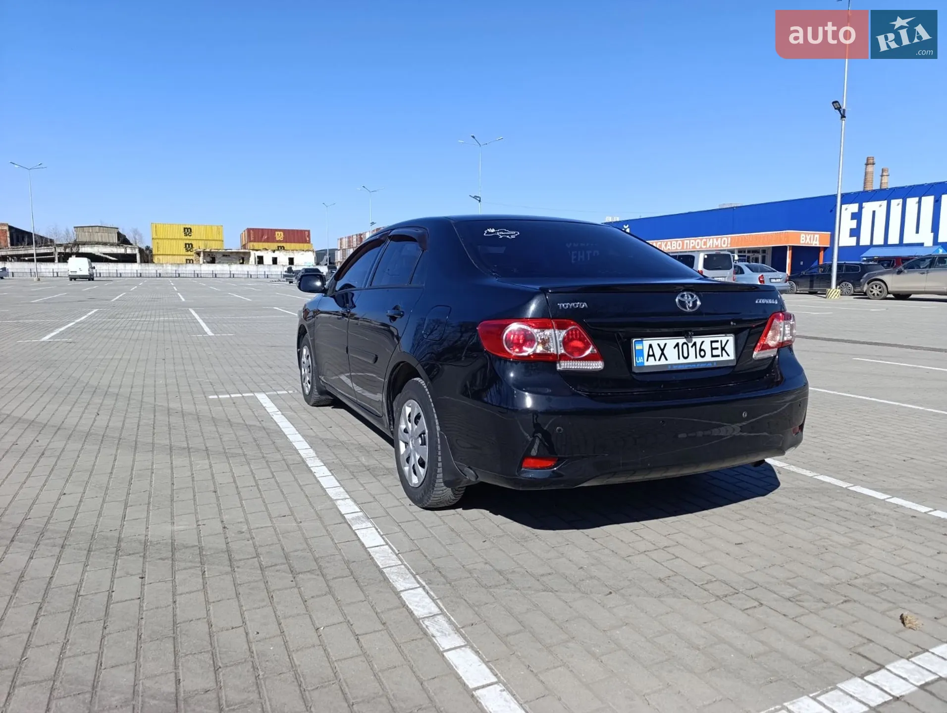 2010 Toyota Corolla - мініатюра 9