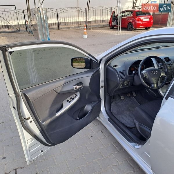 Седан Toyota Corolla 2007 в Одессе