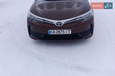 Седан Toyota Corolla 2018 в Черкассах
