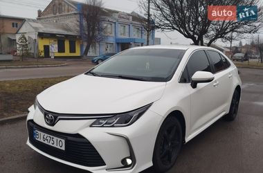 Седан Toyota Corolla 2019 в Зіньківі