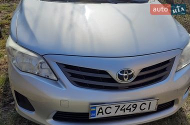 Седан Toyota Corolla 2012 в Луцке