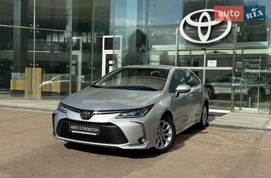 Седан Toyota Corolla 2021 в Києві
