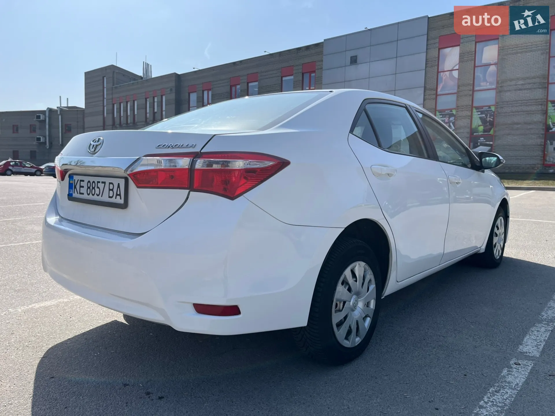 2017 Toyota Corolla - мініатюра 8