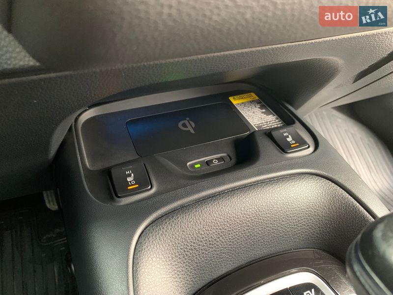 Седан Toyota Corolla 2021 в Кривом Роге