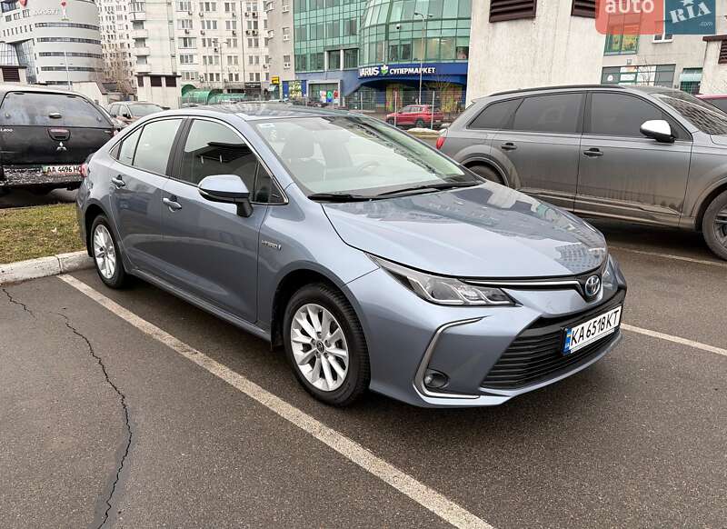 Седан Toyota Corolla 2021 в Києві