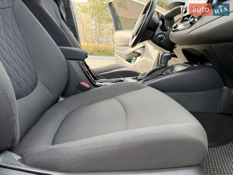 Седан Toyota Corolla 2019 в Днепре