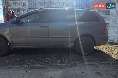 Універсал Toyota Corolla 2002 в Києві