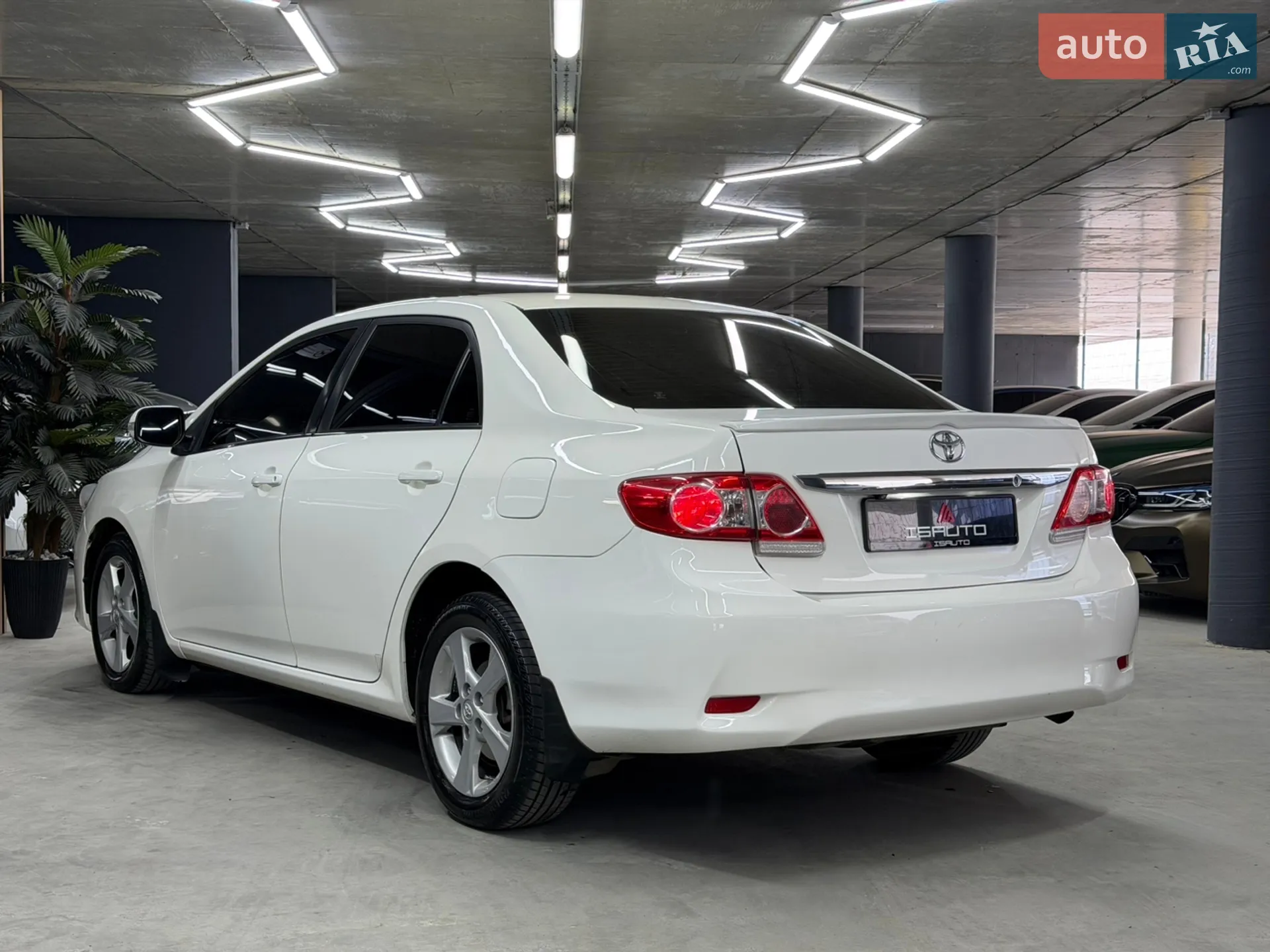 2013 Toyota Corolla - мініатюра 11