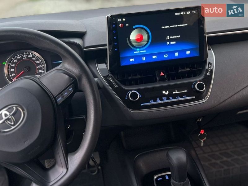 Седан Toyota Corolla 2019 в Дніпрі