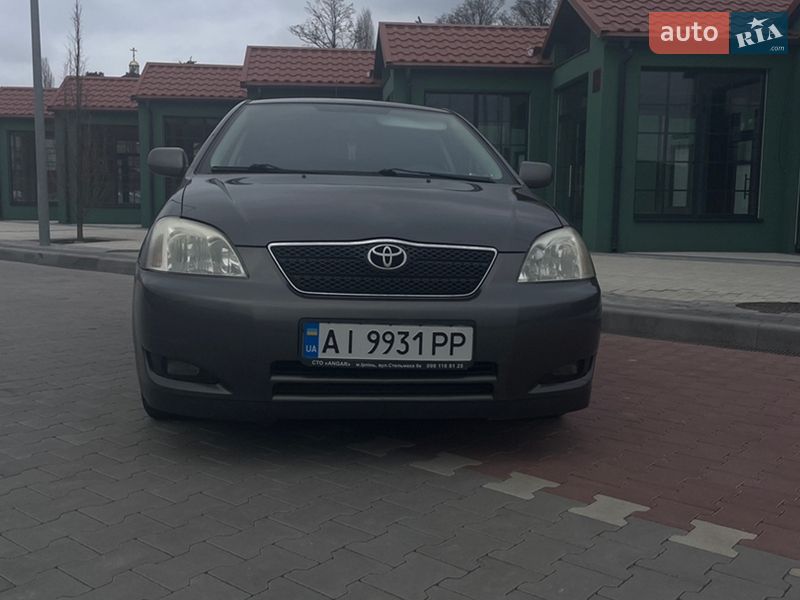 Хэтчбек Toyota Corolla 2003 в Киеве