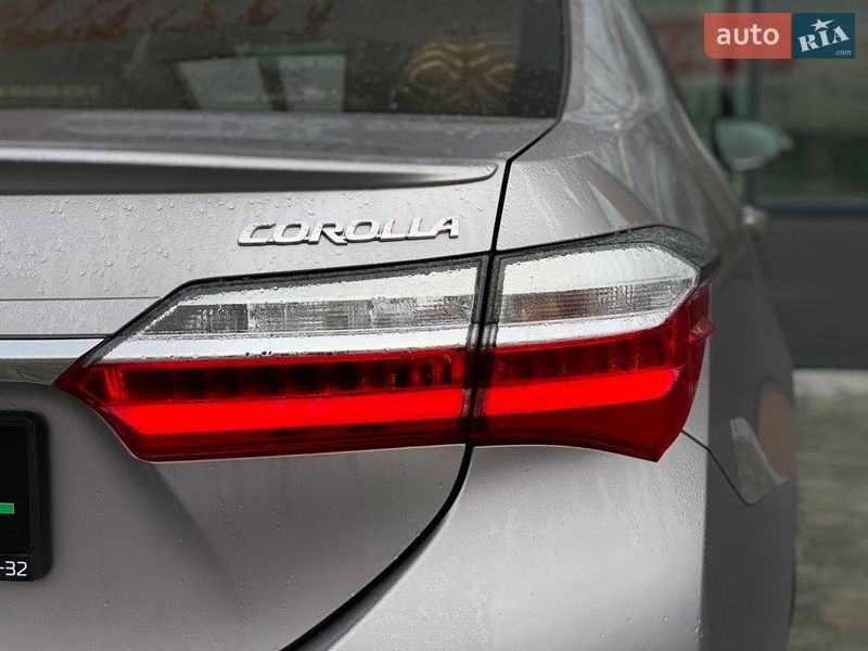 Седан Toyota Corolla 2017 в Киеве фото 14 Седан Toyota Corolla 2017 в Киеве