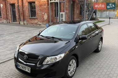 Седан Toyota Corolla 2008 в Львове