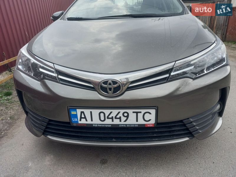Седан Toyota Corolla 2017 в Борисполе